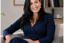 Wie alt ist Simone Dahlmann